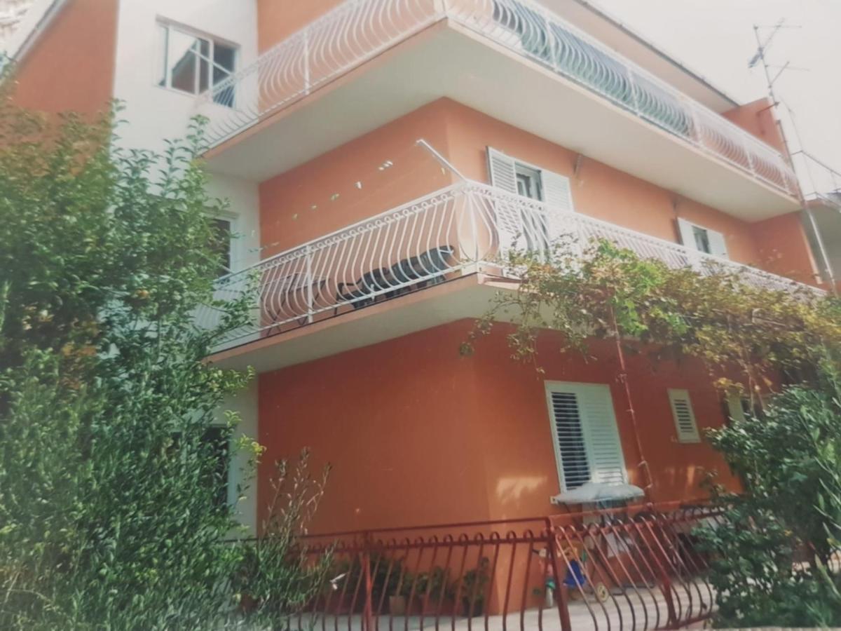 Apartman Mia With Pool1 Split Zewnętrze zdjęcie